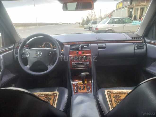 Mercedes E 220 2000, 596,000 km - 2.2 l - Bakı