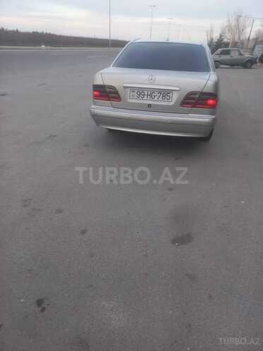 Mercedes E 220 2000, 596,000 km - 2.2 l - Bakı