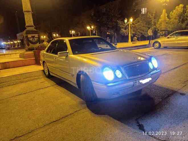 Mercedes E 280 1998, 450,000 km - 2.8 l - Ağcabədi