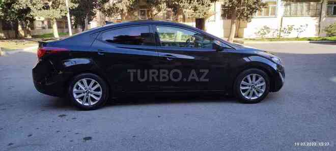 Hyundai Elantra 2015, 168,981 km - 1.8 л - Bakı