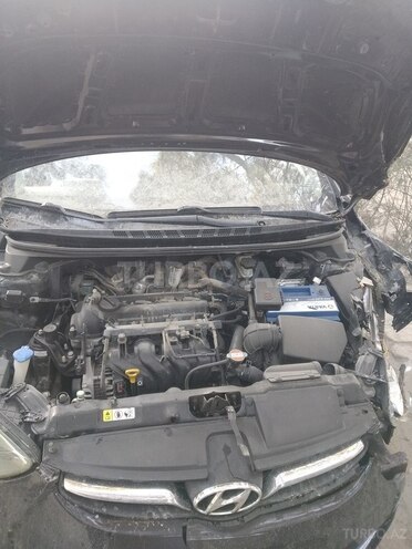 Hyundai Elantra 2011, 200,000 km - 1.6 l - Bakı