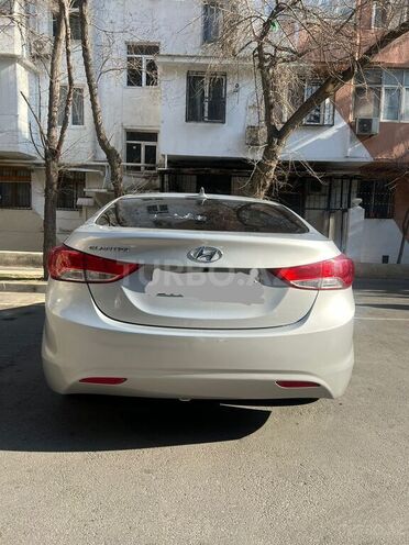 Hyundai Elantra 2011, 97,000 km - 1.8 л - Bakı