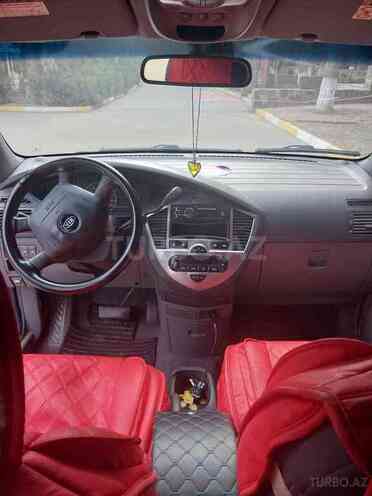 Kia Carens 2003, 500,000 km - 2.0 l - Xırdalan