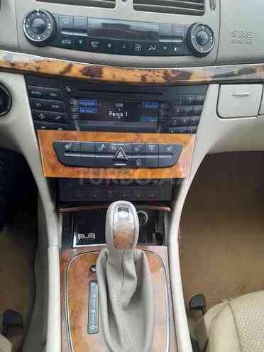 Mercedes E 240 2002, 290,000 km - 2.6 l - Xırdalan