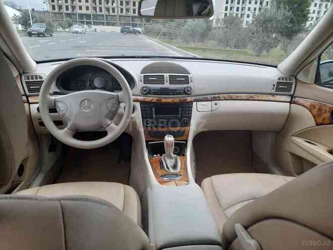 Mercedes E 240 2002, 290,000 km - 2.6 l - Xırdalan