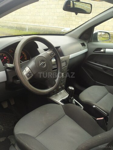 Opel Astra 2005, 230,000 km - 1.4 л - Zaqatala