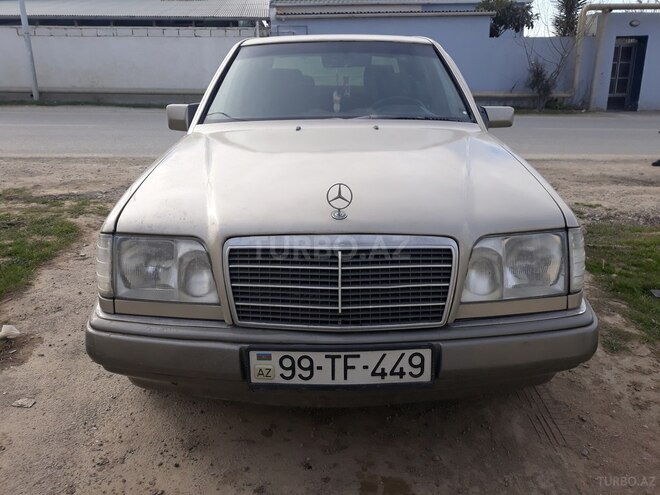 Mercedes E 250 1993, 490,000 km - 2.5 l - Bakı