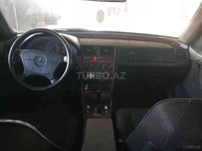 Mercedes C 180 1993, 441,989 km - 1.8 l - Saatlı