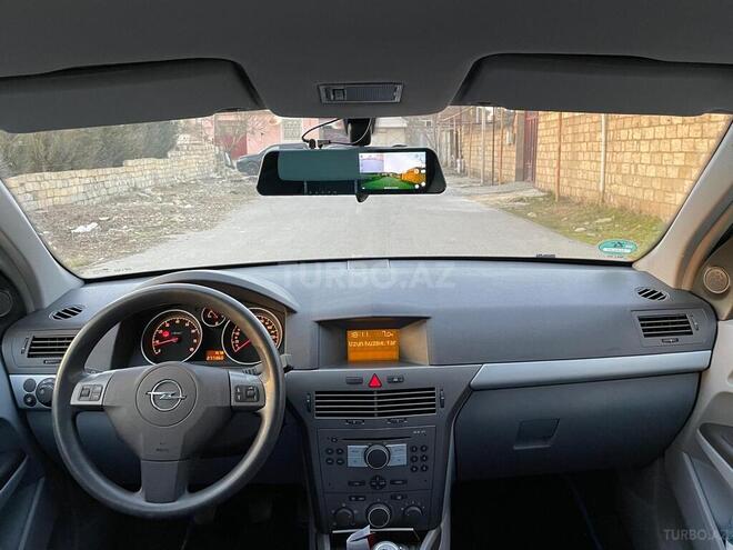 Opel Astra 2005, 250,000 km - 1.4 l - Bakı