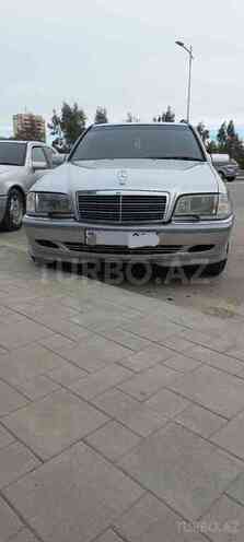 Mercedes C 220 2000, 267,748 km - 2.2 l - Mingəçevir