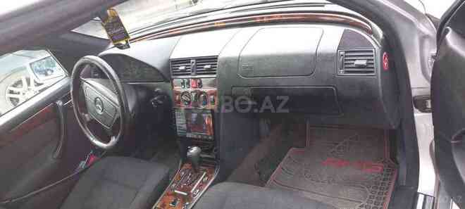 Mercedes C 220 2000, 267,748 km - 2.2 l - Mingəçevir