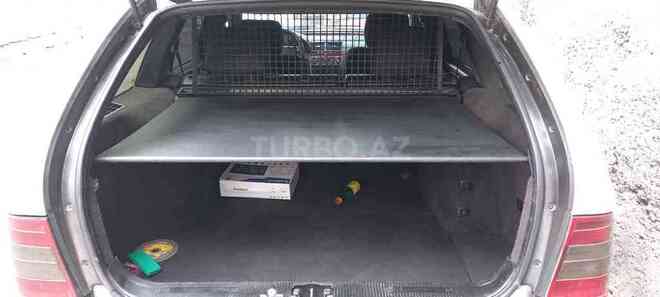 Mercedes C 220 2000, 267,748 km - 2.2 l - Mingəçevir
