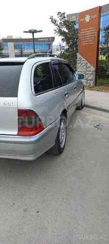 Mercedes C 220 2000, 267,748 km - 2.2 l - Mingəçevir