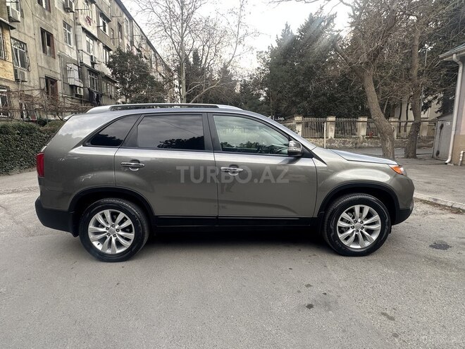 Kia Sorento 2010, 218,000 km - 2.0 l - Bakı