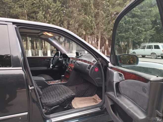 Mercedes E 200 1998, 325,245 km - 2.0 l - Sumqayıt