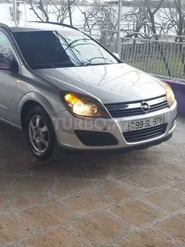 Opel Astra 2006, 235,000 km - 1.3 l - Salyan