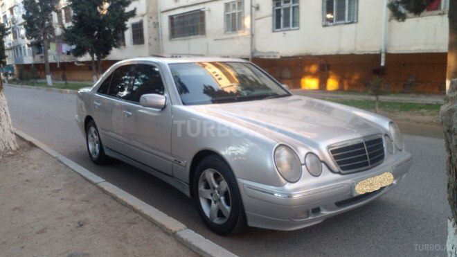 Mercedes E 240 2000, 374,563 km - 2.4 л - Sumqayıt