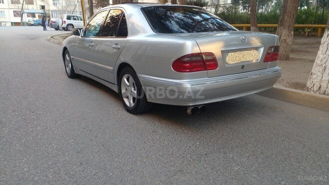 Mercedes E 240 2000, 374,563 km - 2.4 л - Sumqayıt