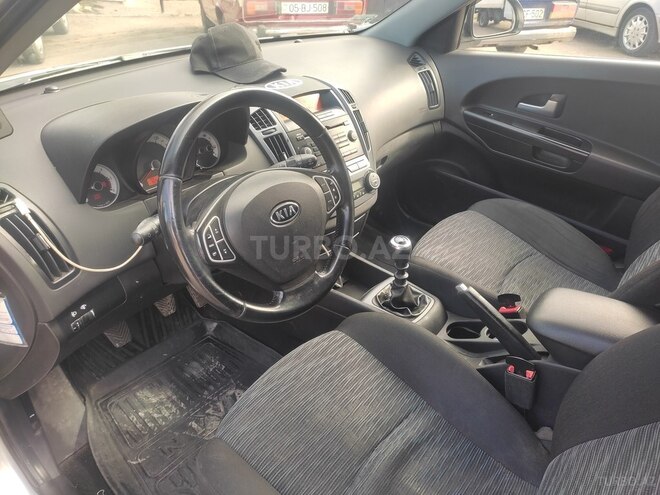 Kia Ceed 2008, 274,000 km - 1.6 л - Ağstafa
