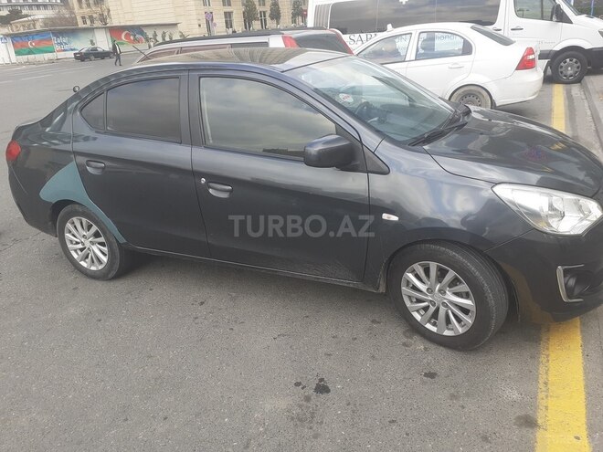 Mitsubishi Attrage 2014, 325,000 km - 1.2 л - Bakı