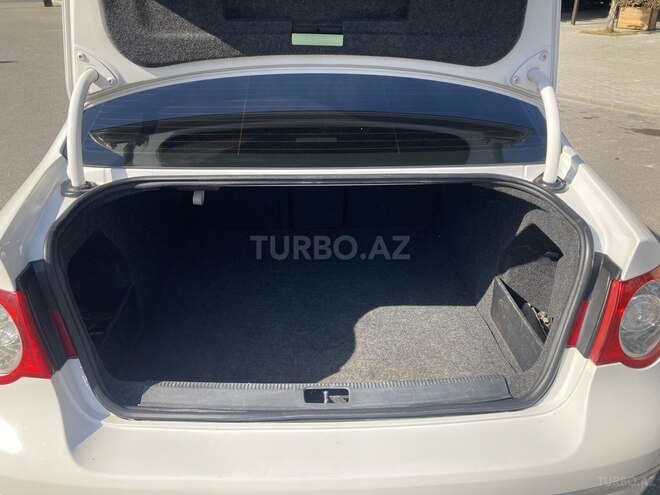 Volkswagen Passat 2009, 131,878 km - 2.0 l - Bakı