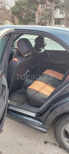 Mercedes E 220 2002, 485,560 km - 2.2 l - Bakı