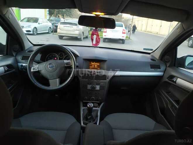 Opel Astra 2006, 200,000 km - 1.3 l - Bakı