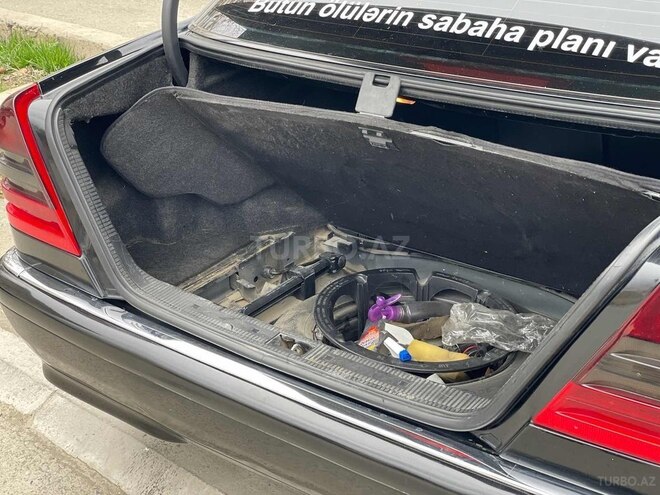 Mercedes C 240 1997, 111,111 km - 2.4 l - Yevlax