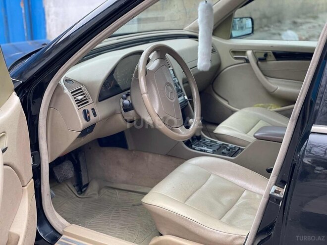 Mercedes C 240 1997, 111,111 km - 2.4 l - Yevlax