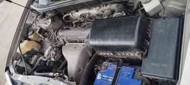 Toyota Harrier 2000, 260,000 km - 2.2 l - Bakı