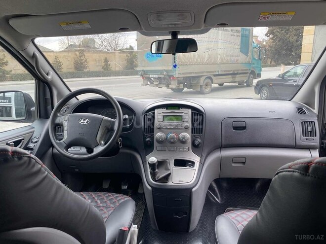 Hyundai H-1 2010, 270,000 km - 2.5 l - Bakı