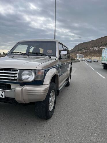Mitsubishi Pajero 1992, 250,000 km - 2.5 l - Bakı