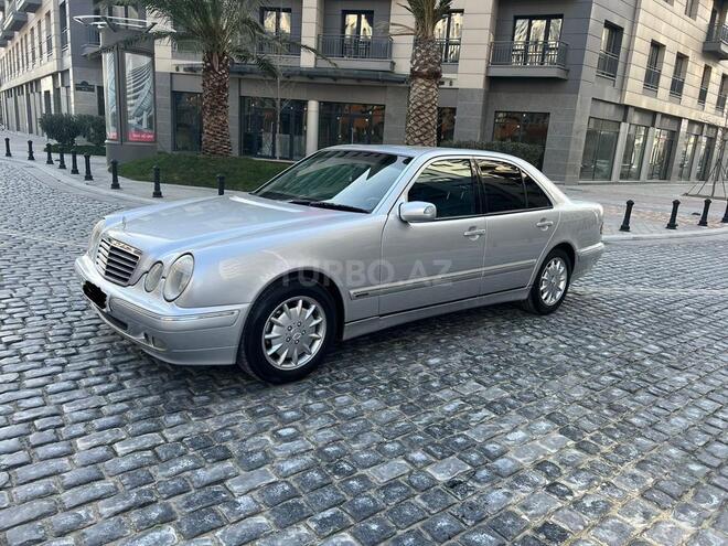 Mercedes E 270 2001, 298,350 km - 2.7 l - Bakı