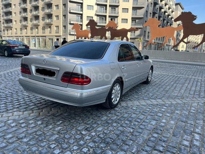 Mercedes E 270 2001, 298,350 km - 2.7 l - Bakı