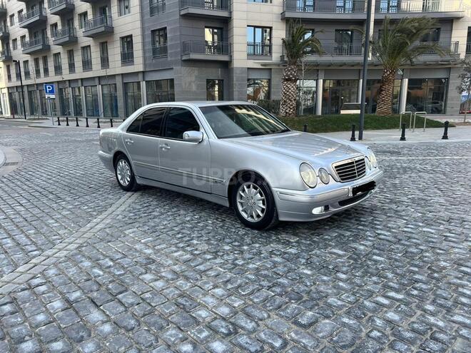 Mercedes E 270 2001, 298,350 km - 2.7 l - Bakı