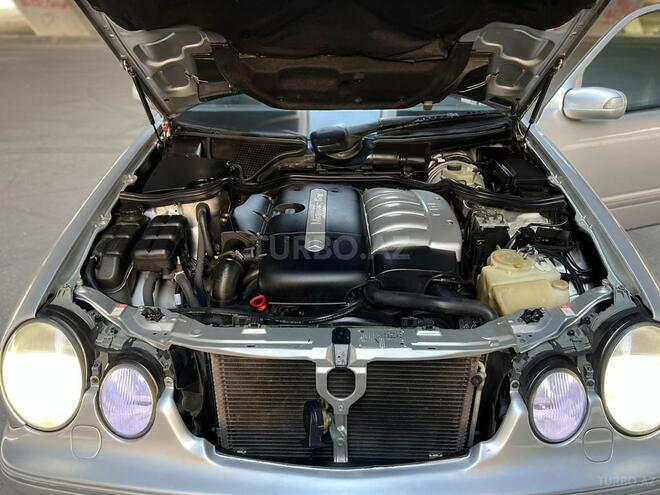 Mercedes E 270 2001, 298,350 km - 2.7 l - Bakı
