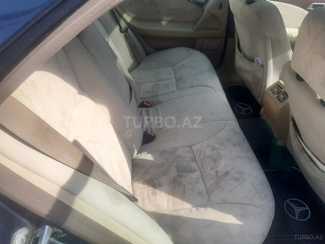 Mercedes E 280 1996, 235,000 km - 2.8 l - Bakı