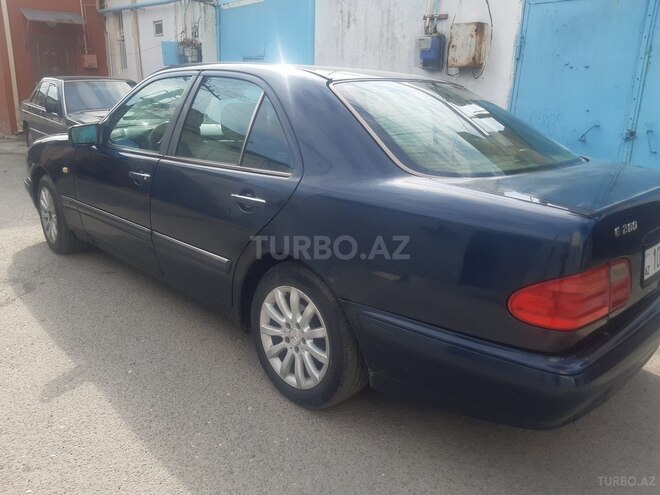 Mercedes E 280 1996, 235,000 km - 2.8 l - Bakı