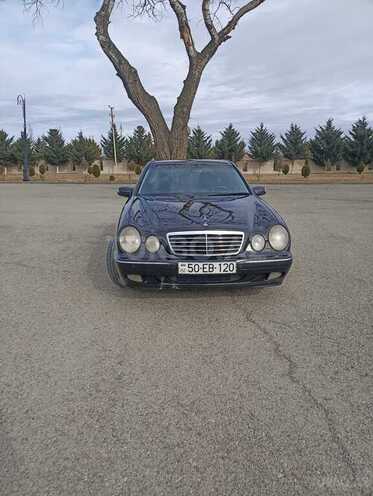 Mercedes E 240 2000, 237,000 km - 2.4 л - Xaçmaz