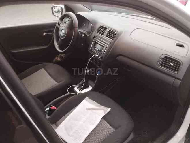 Volkswagen Polo 2015, 153,000 km - 1.6 л - Bakı