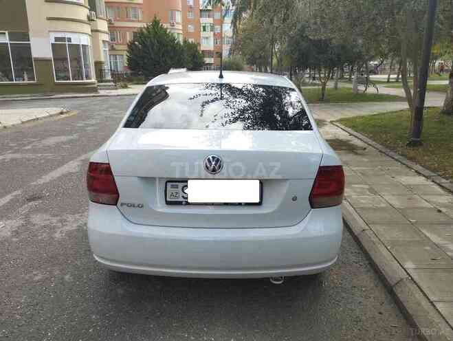 Volkswagen Polo 2015, 153,000 km - 1.6 л - Bakı