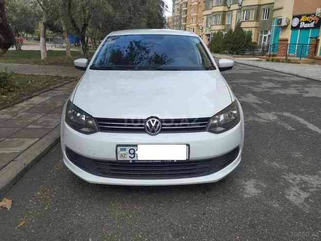 Volkswagen Polo 2015, 153,000 km - 1.6 л - Bakı