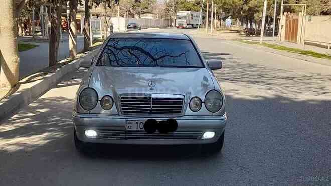Mercedes E 230 1995, 358,000 km - 2.3 л - Bakı
