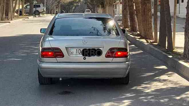 Mercedes E 230 1995, 358,000 km - 2.3 л - Bakı