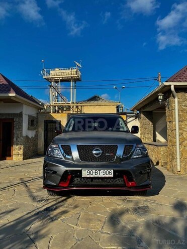 Nissan Patrol 2018, 137,000 km - 4.0 л - Bakı