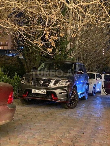 Nissan Patrol 2018, 137,000 km - 4.0 л - Bakı