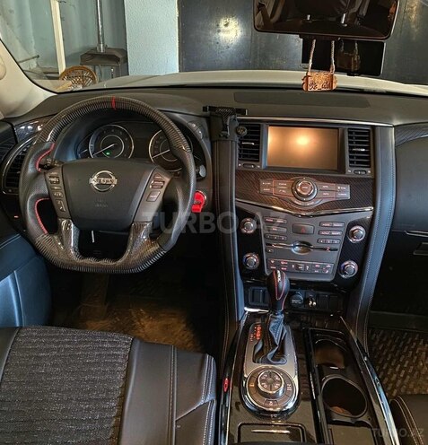 Nissan Patrol 2018, 137,000 km - 4.0 л - Bakı