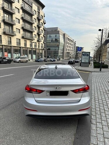 Hyundai Elantra 2018, 70,933 km - 2.0 л - Bakı
