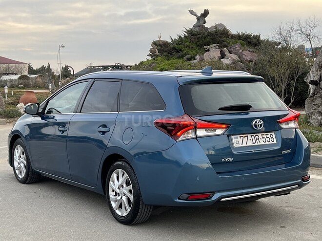 Toyota Auris 2017, 87,300 km - 1.8 l - Bakı