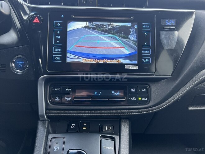 Toyota Auris 2017, 87,300 km - 1.8 l - Bakı